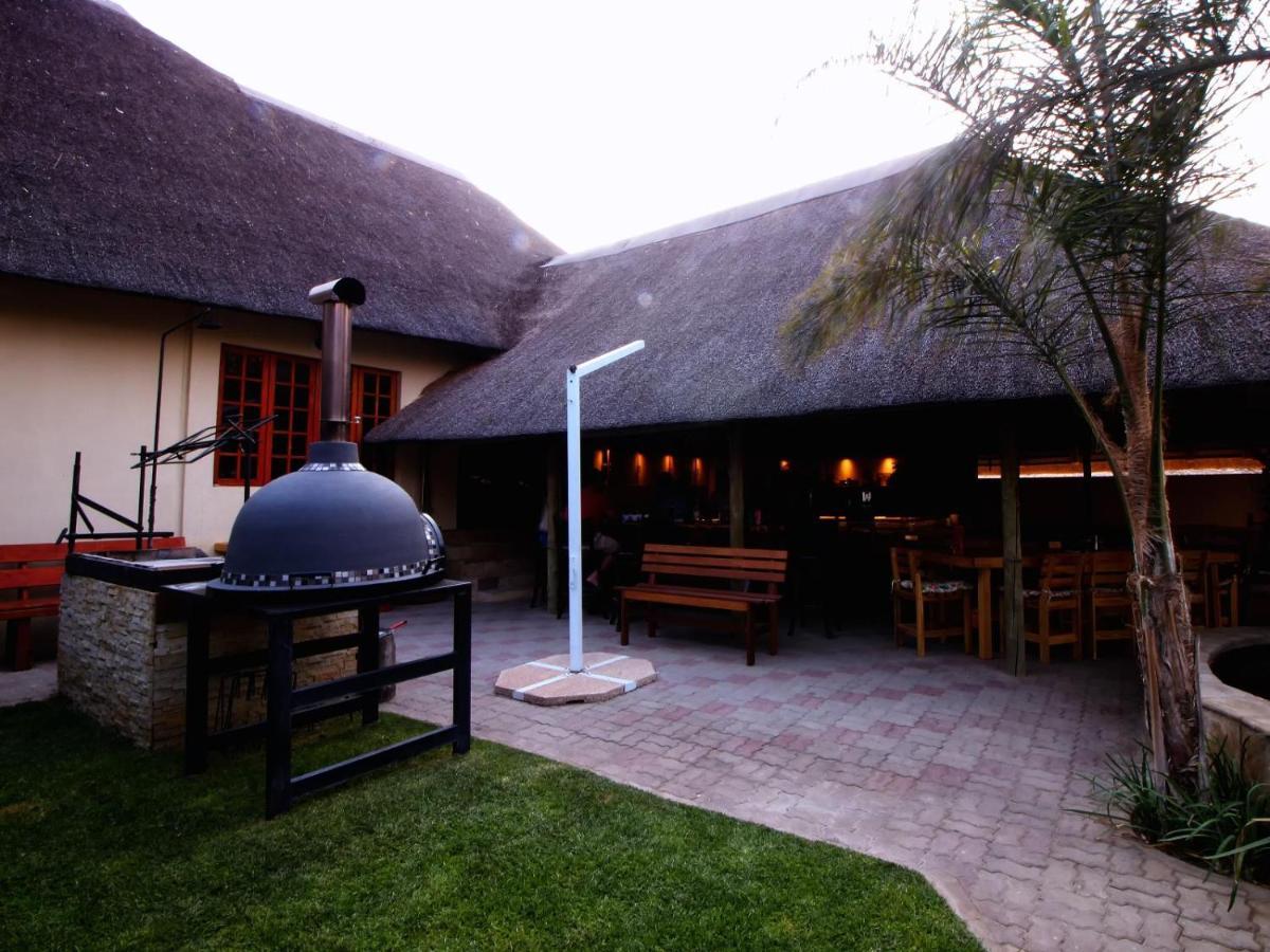 Uitkyk Guest Farm Hotel Usakos Exterior photo